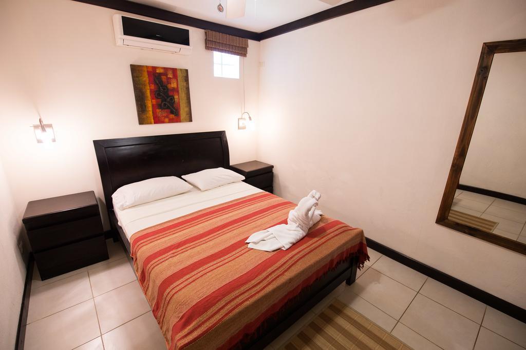 יקו Tuanis Aparthotel מראה חיצוני תמונה