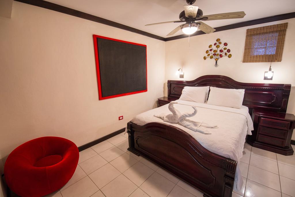 יקו Tuanis Aparthotel מראה חיצוני תמונה